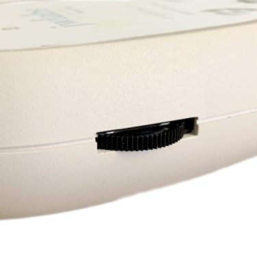 JWLABS LiveWires 2.0 side view, showcasing the amplitude dial.